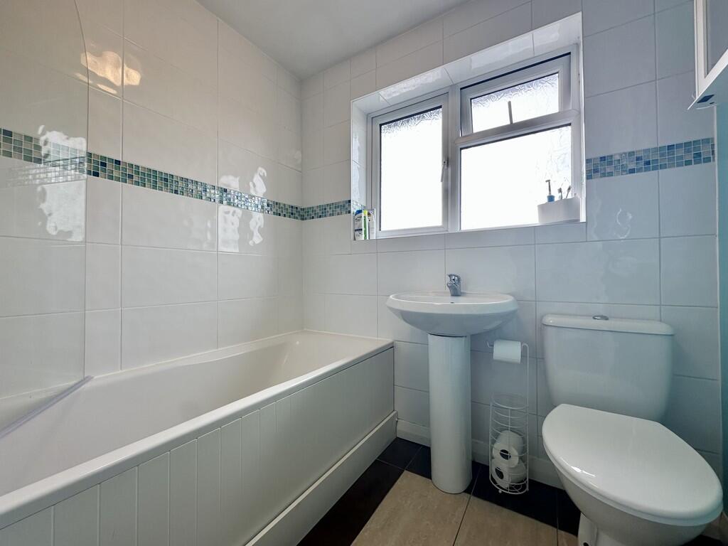 Additional image 12 of Middlebere Crescent, Hamworthy