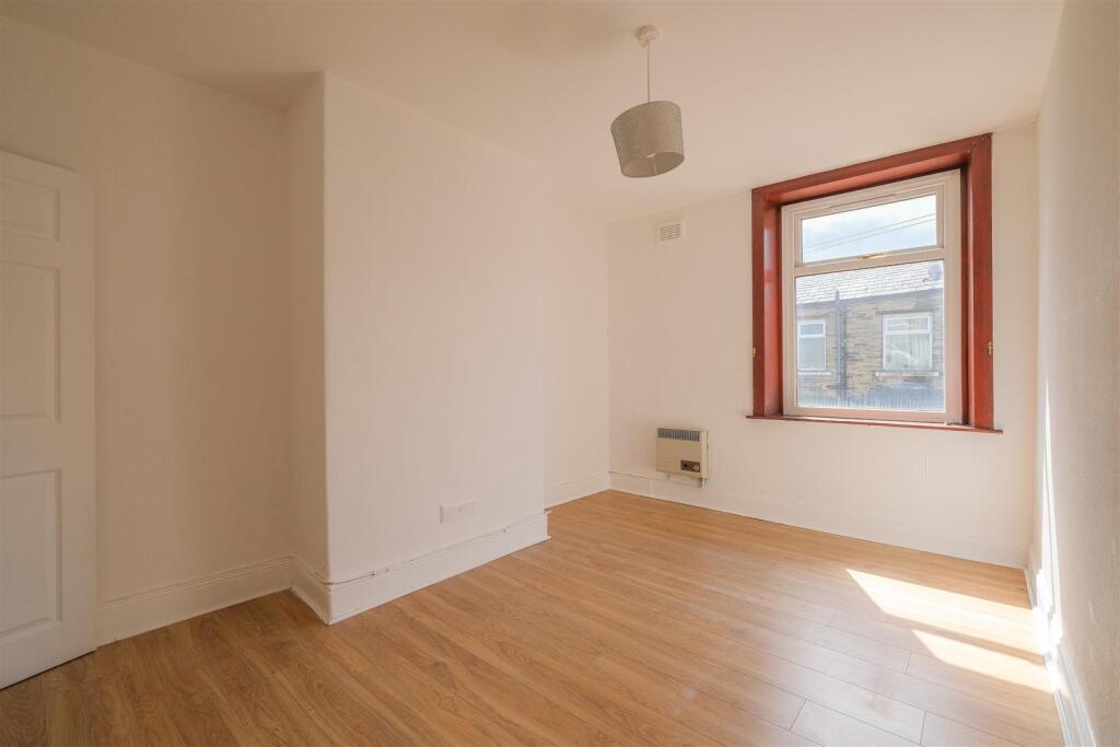 Additional image 9 of Queen Street, Bradford