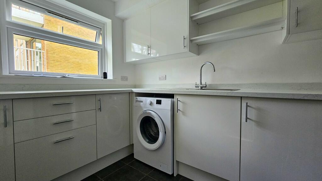 Additional image 9 of Modern 2 bed flat in Meyrick Court
