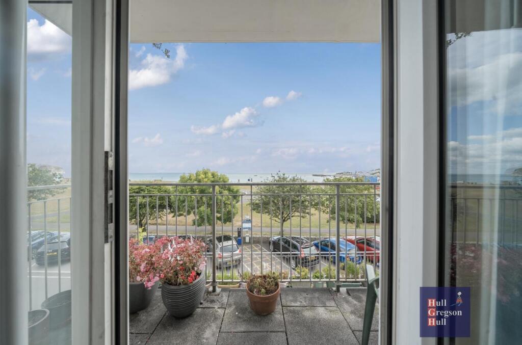 Additional image 19 of Mowlem court