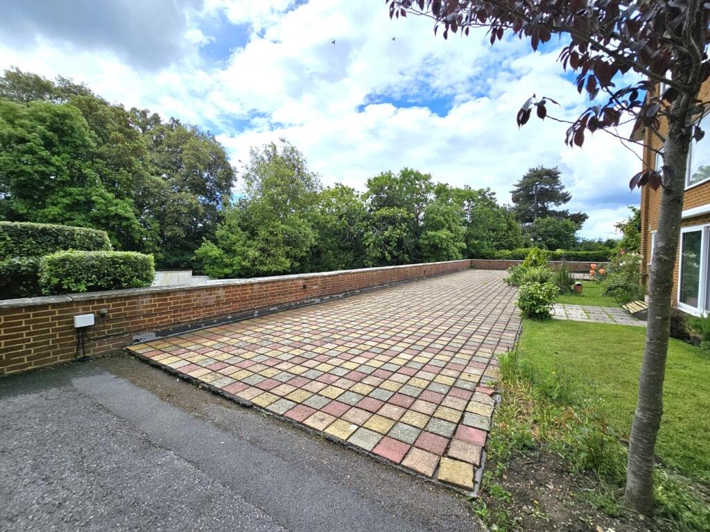 Additional image 2 of 41 Mount Pleasant Road, POOLE, BH15