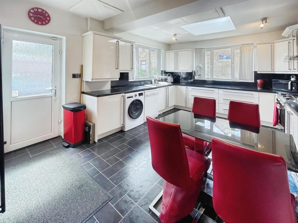 Additional image 20 of Kenmore Crescent Bradford, BD6 3JG
