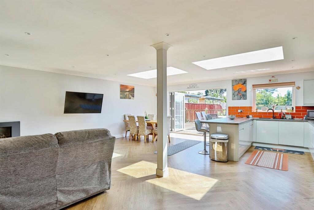 Additional image 12 of Apsley Crescent, Poole