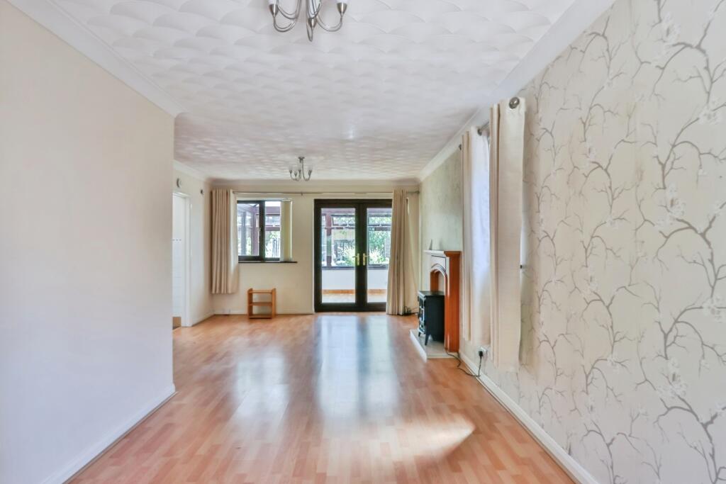 Additional image 10 of Chalbury Close, Canford Heath, Poole, Dorset, BH17