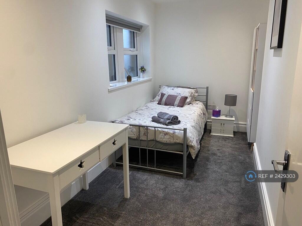 Additional image 6 of Park Drive, Bradford, BD9