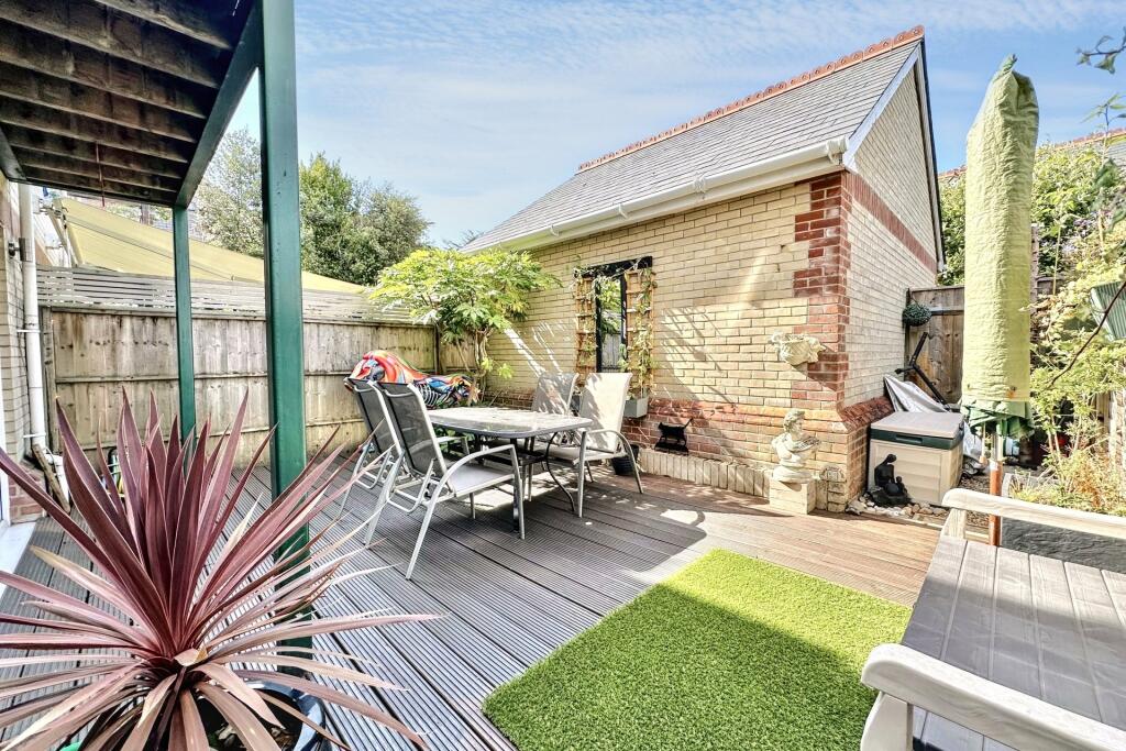 Additional image 12 of Ashley Cross