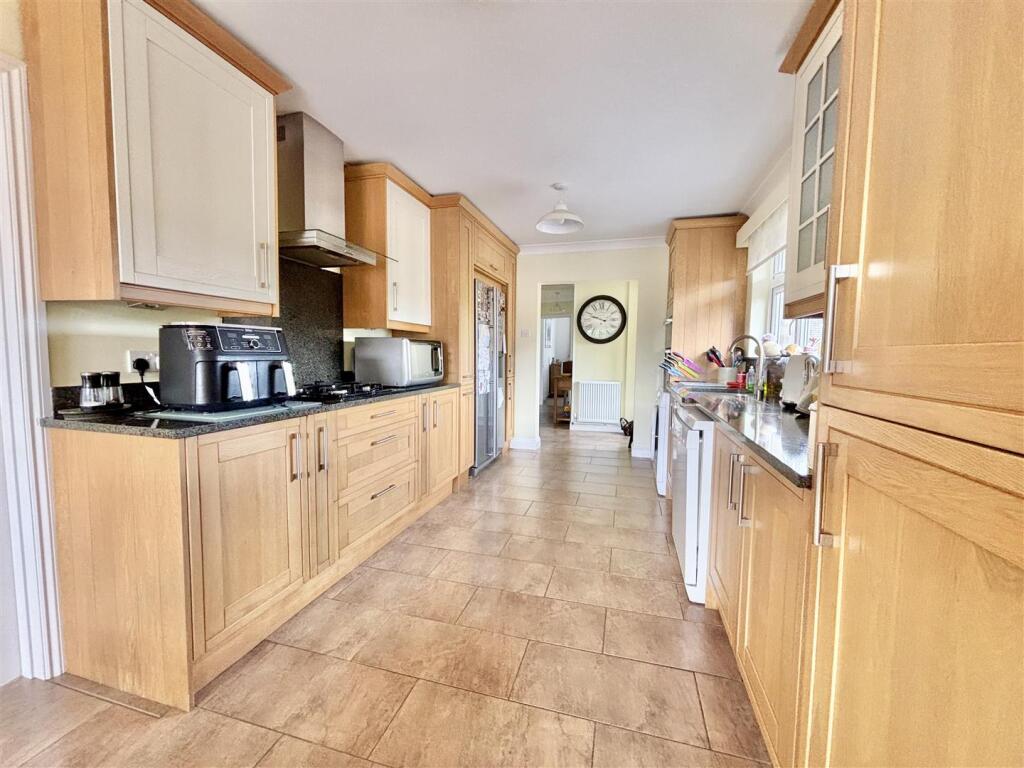 Additional image 5 of Beacon Park Road, Upton, Poole