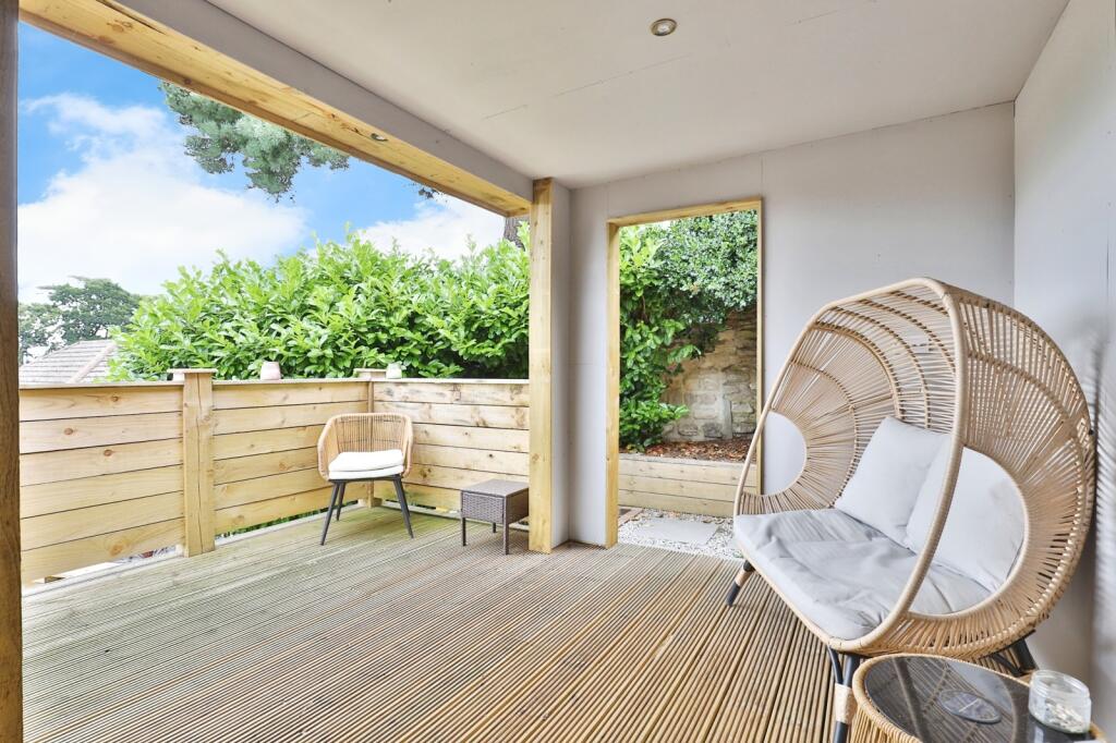 Primary image of Hull Crescent, BEARWOOD, Bournemouth, Dorset, BH11