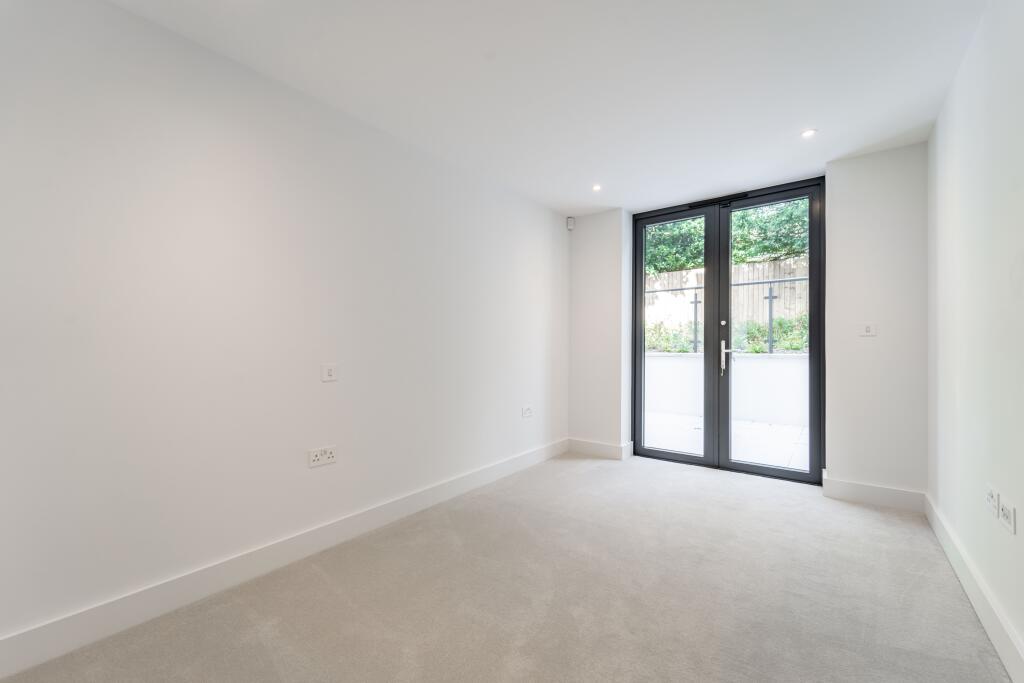 Additional image 19 of East Overcliff  Drive , Bournemouth, Dorset