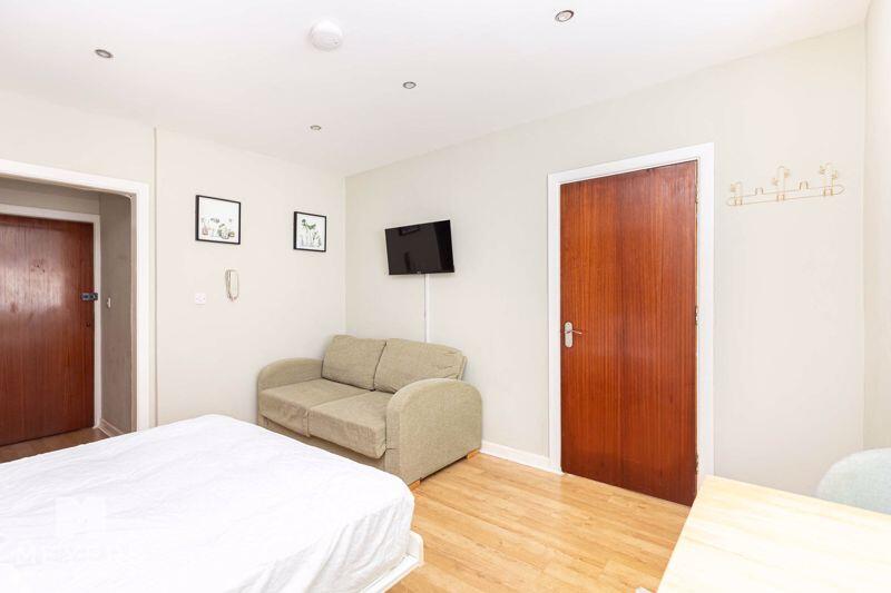 Additional image 11 of West Cliff Studios, 7 Durley Gardens, Westbourne, BH2