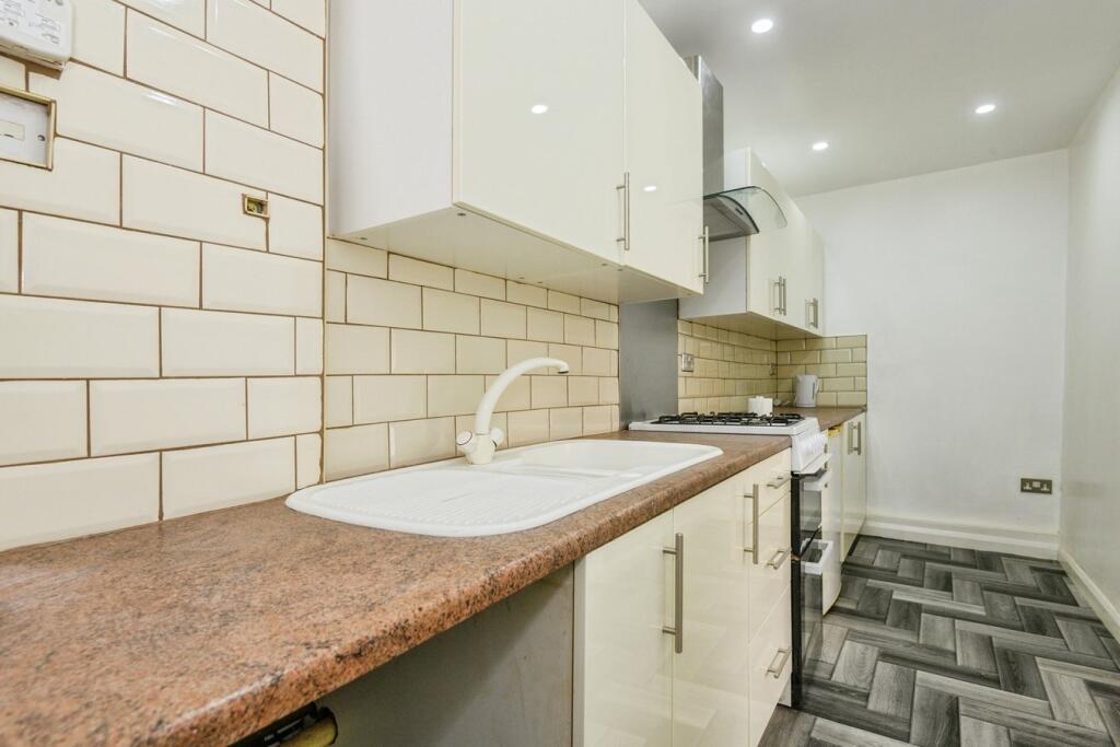 Additional image 6 of Windmill Lane, Bradford, BD6