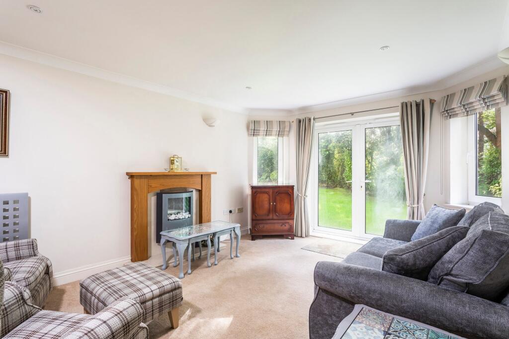 Additional image 6 of Flat 11, Branksome Gate, 52 Western Road, Westbourne - BH13 6EX