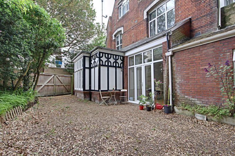 Additional image 24 of Character Garden Flat, Town Centre.