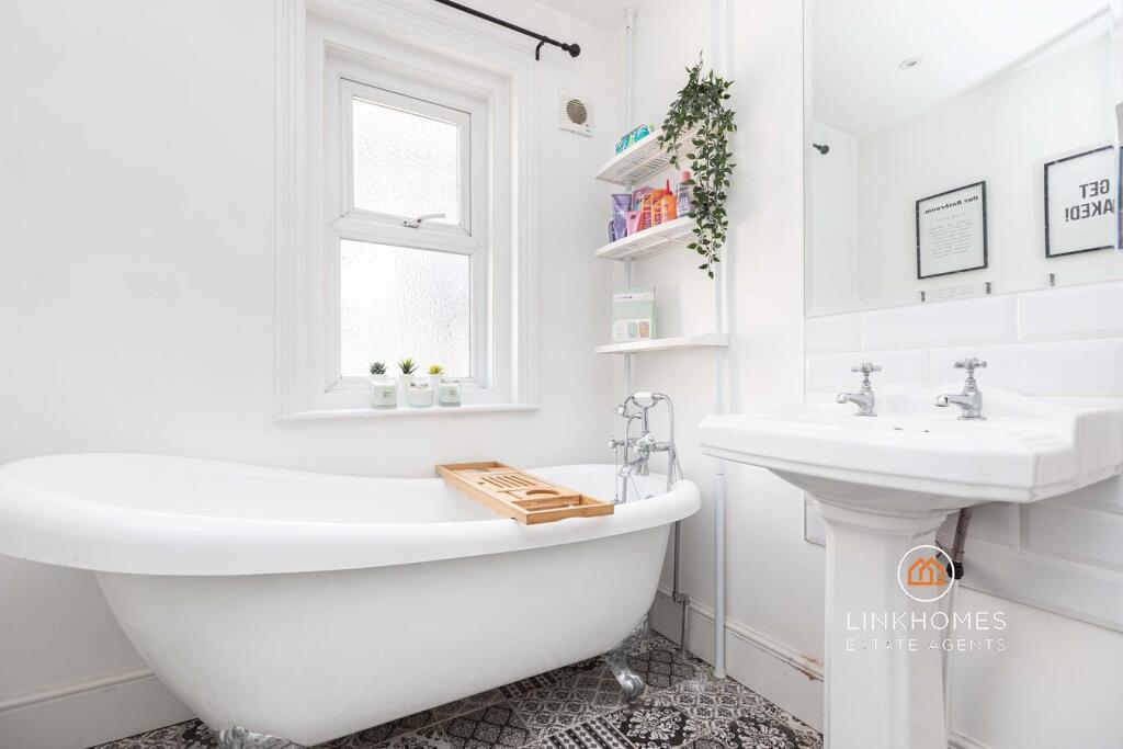 Additional image 12 of Bournemouth Road, Poole, BH14