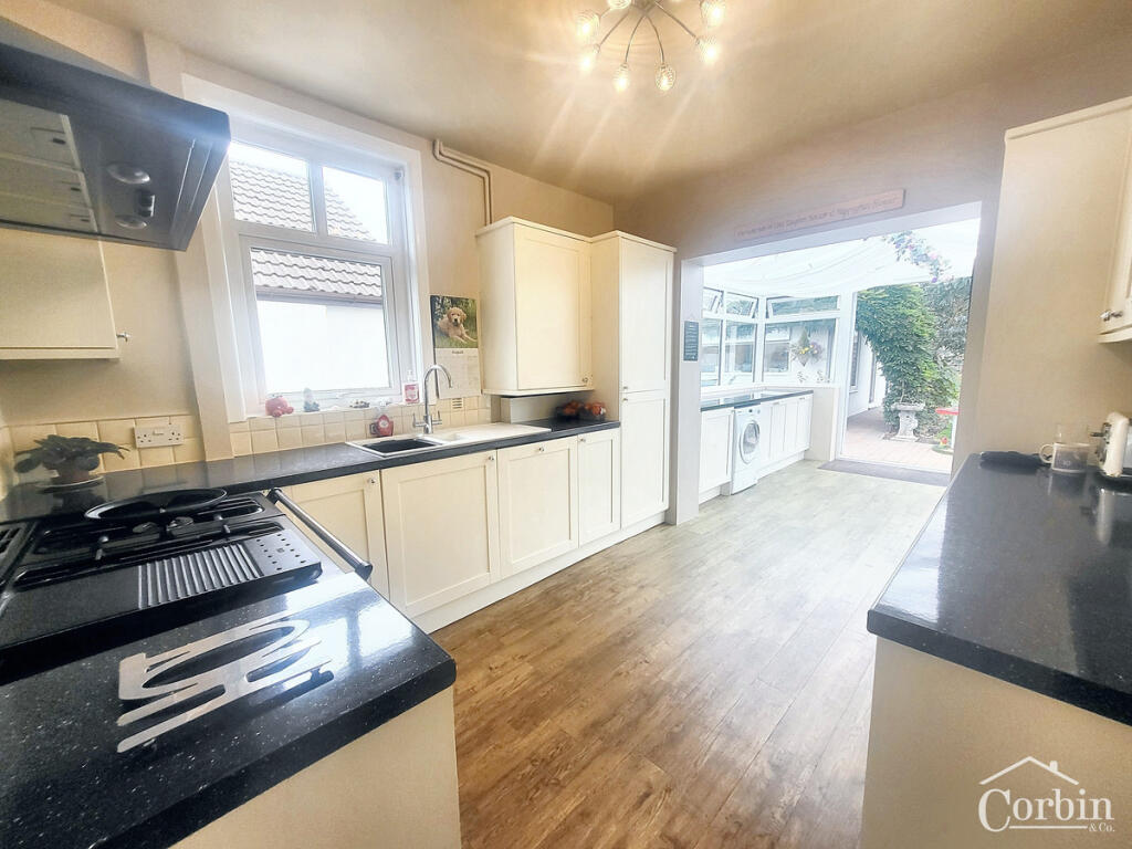 Additional image 8 of Heather Road, Bournemouth, BH10 5