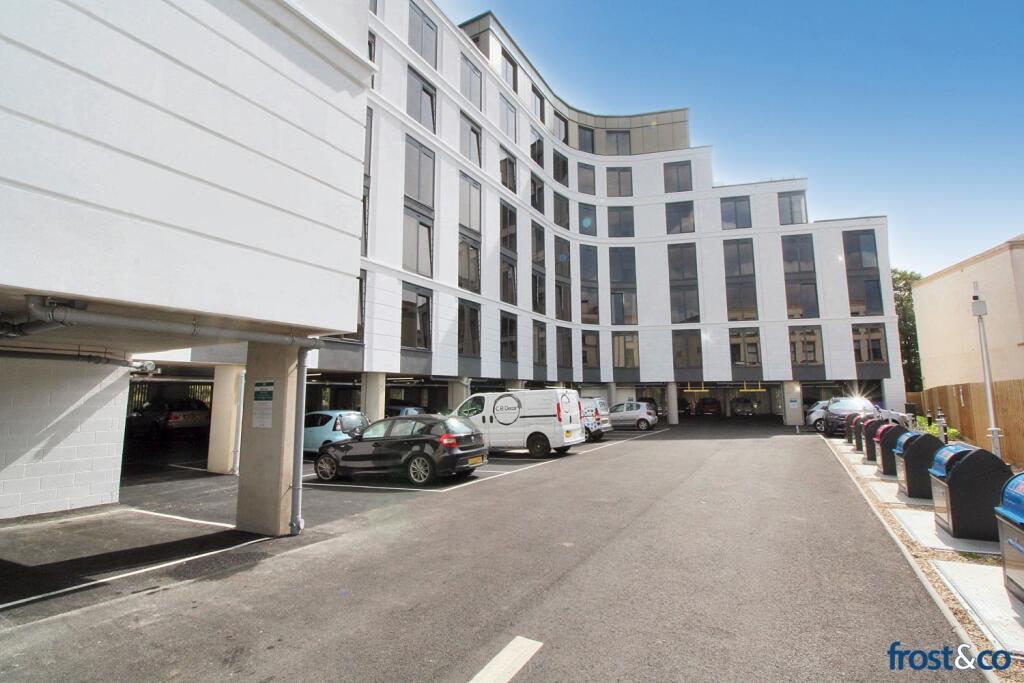 Additional image 8 of The Sloop, Commercial Road, Poole