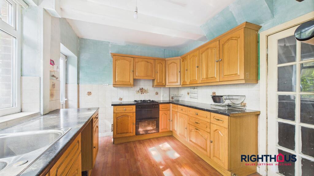 Additional image 3 of Edge End Road, Bradford, BD6