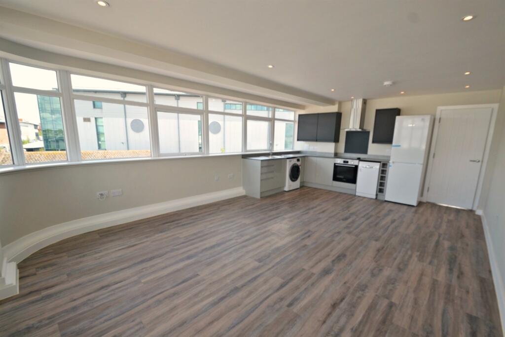 Additional image 3 of Poole