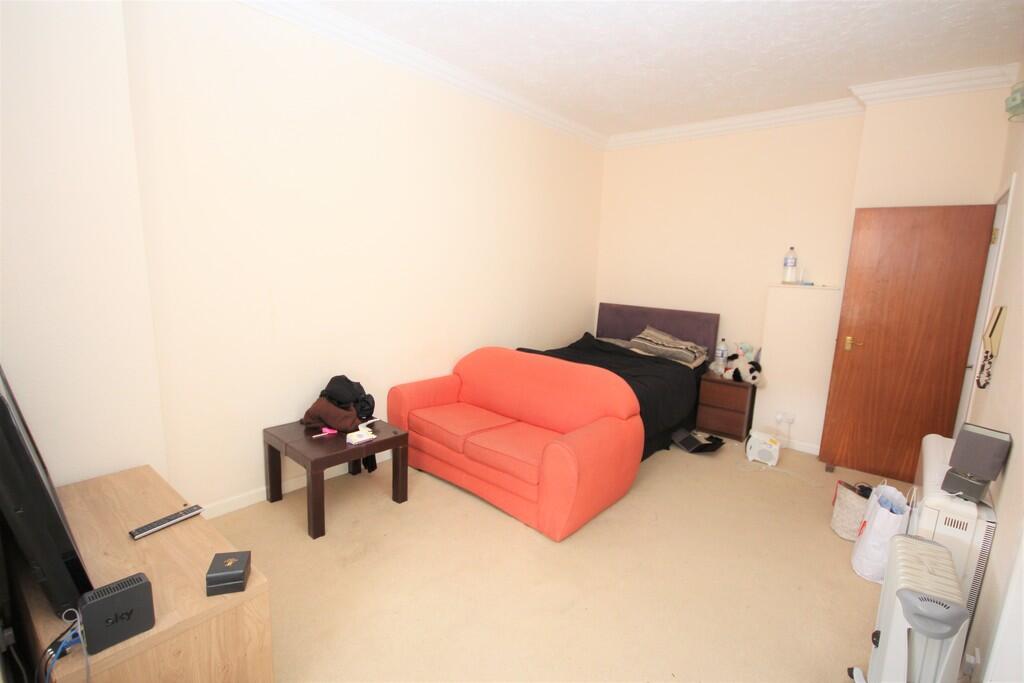 Additional image 8 of Suffolk Road, Bournemouth