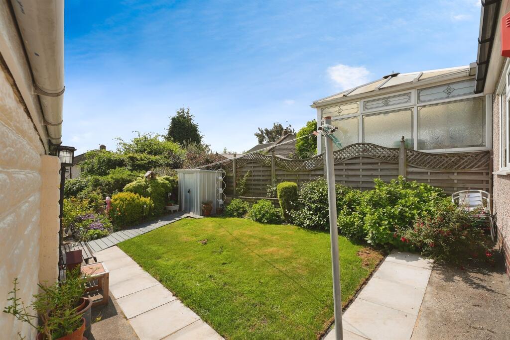 Additional image 14 of Fairway, Bradford