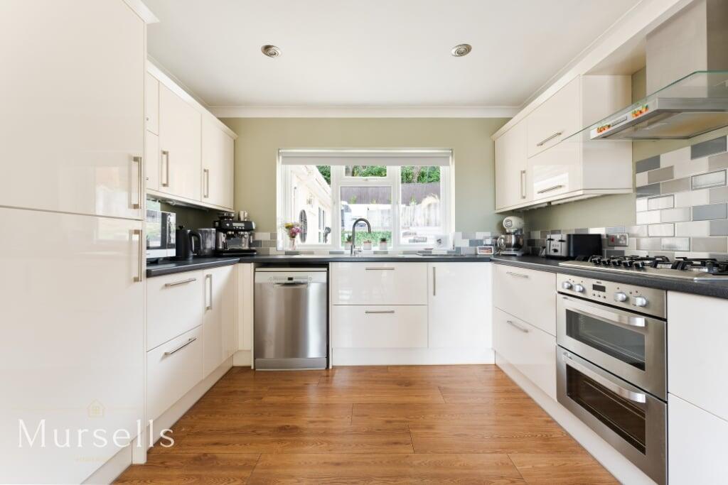 Additional image 6 of Barry Gardens, Broadstone, BH18