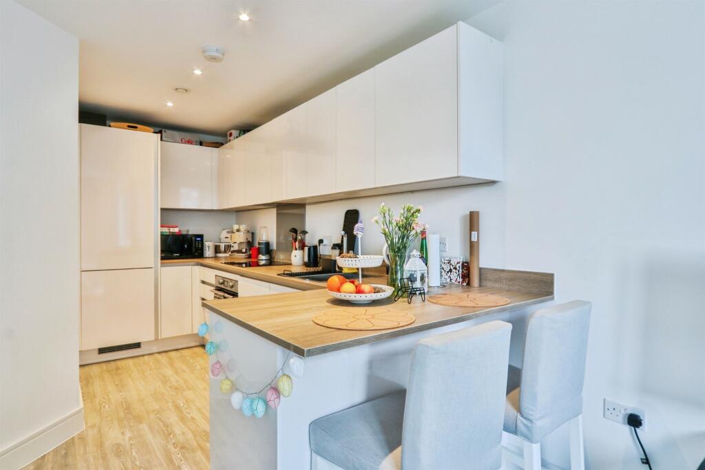 Additional image 4 of West Cliff Road, Bournemouth