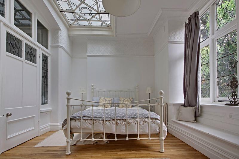 Additional image 3 of Character Garden Flat, Town Centre.