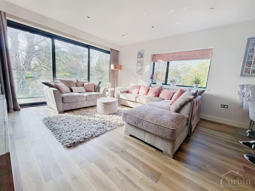 Additional image 6 of The Avenue, Poole, BH13 6