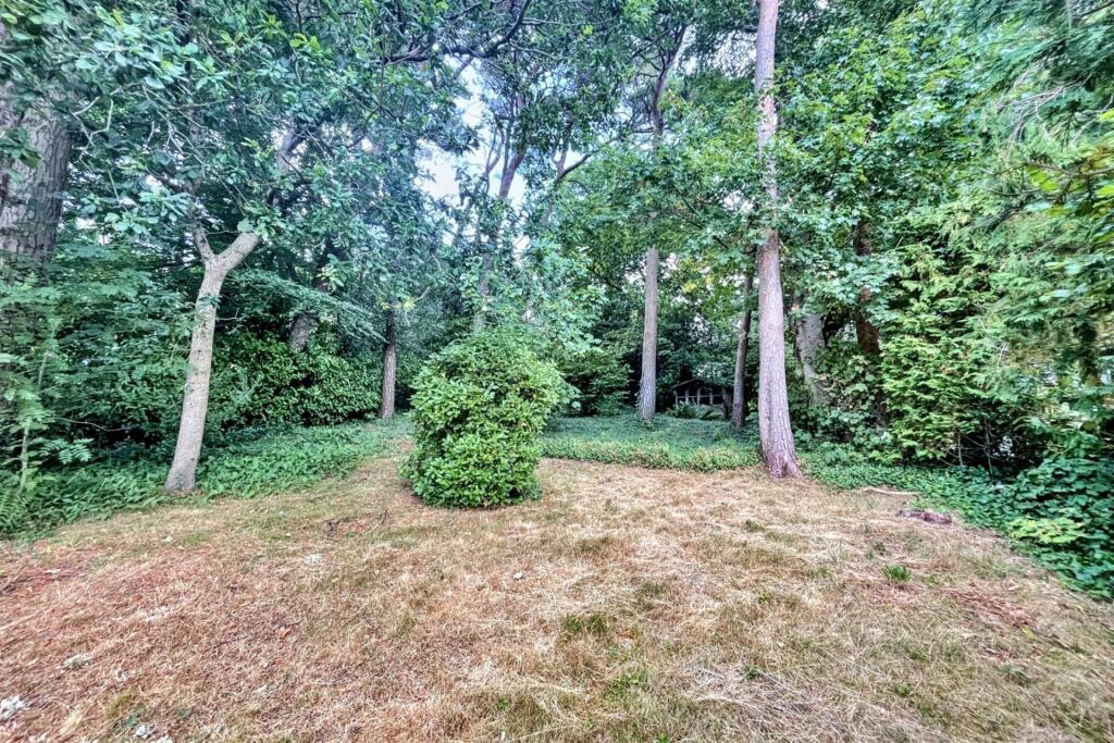 Additional image 22 of Broadstone