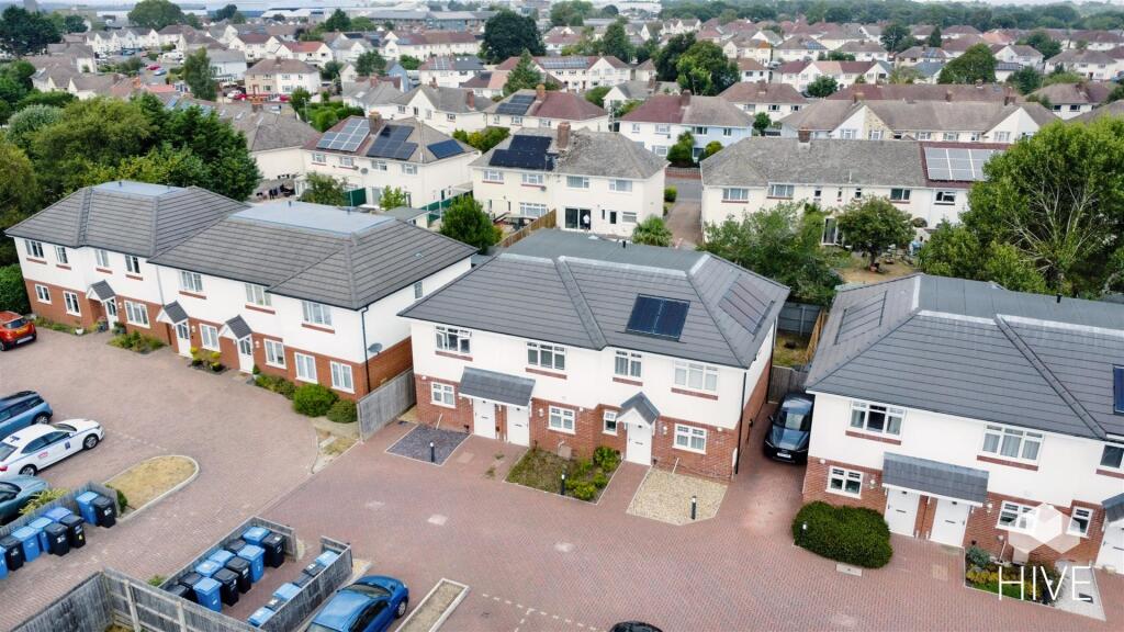 Additional image 18 of Catherine Close, Poole