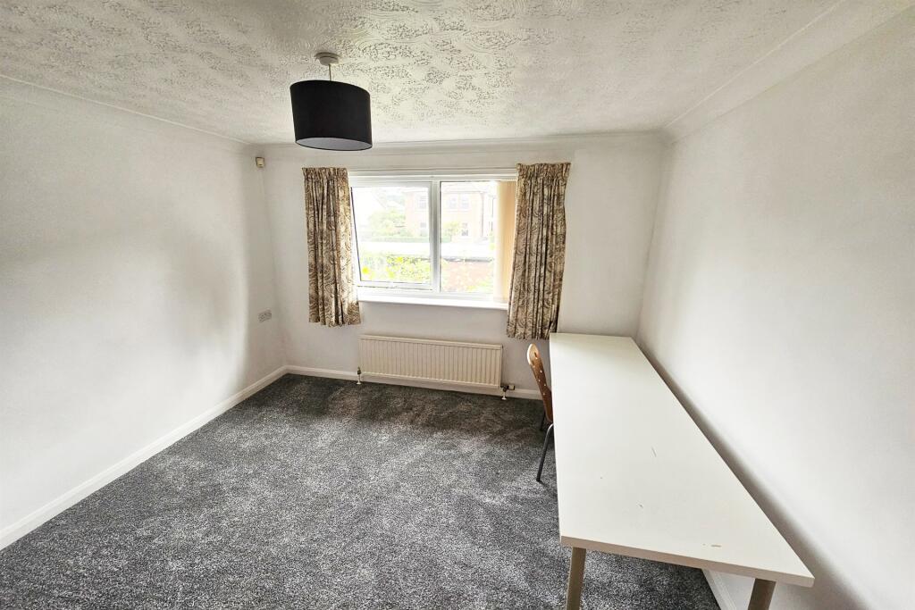 Additional image 4 of Broadstone