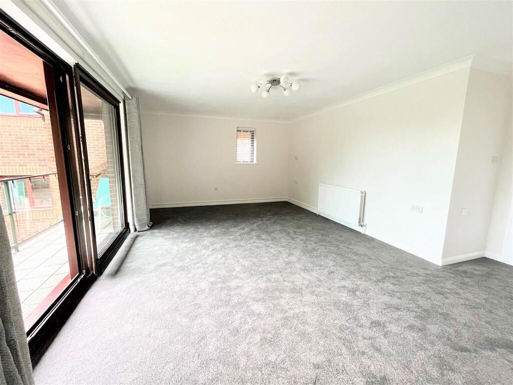 Additional image 3 of Constitution Hill Gardens, Poole