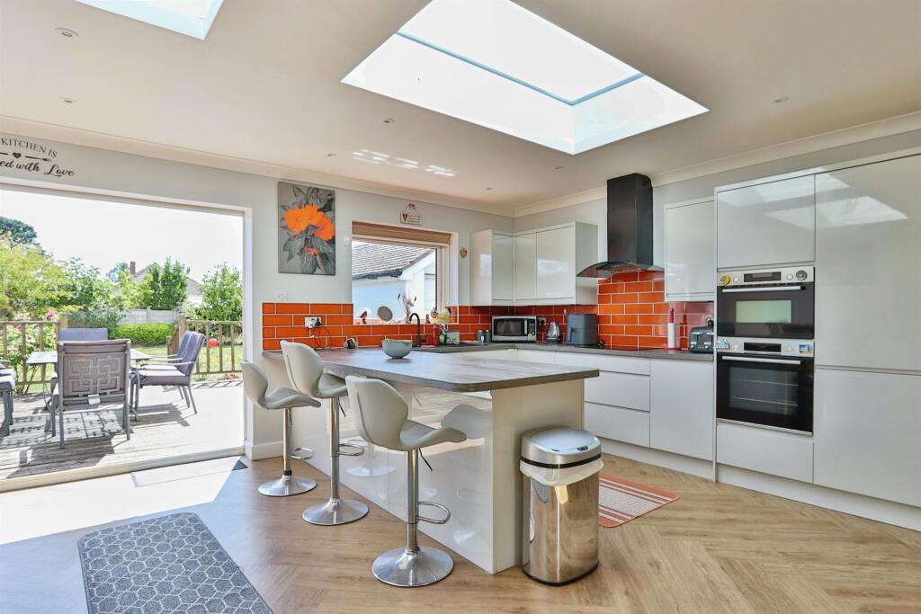 Additional image 19 of Apsley Crescent, Poole