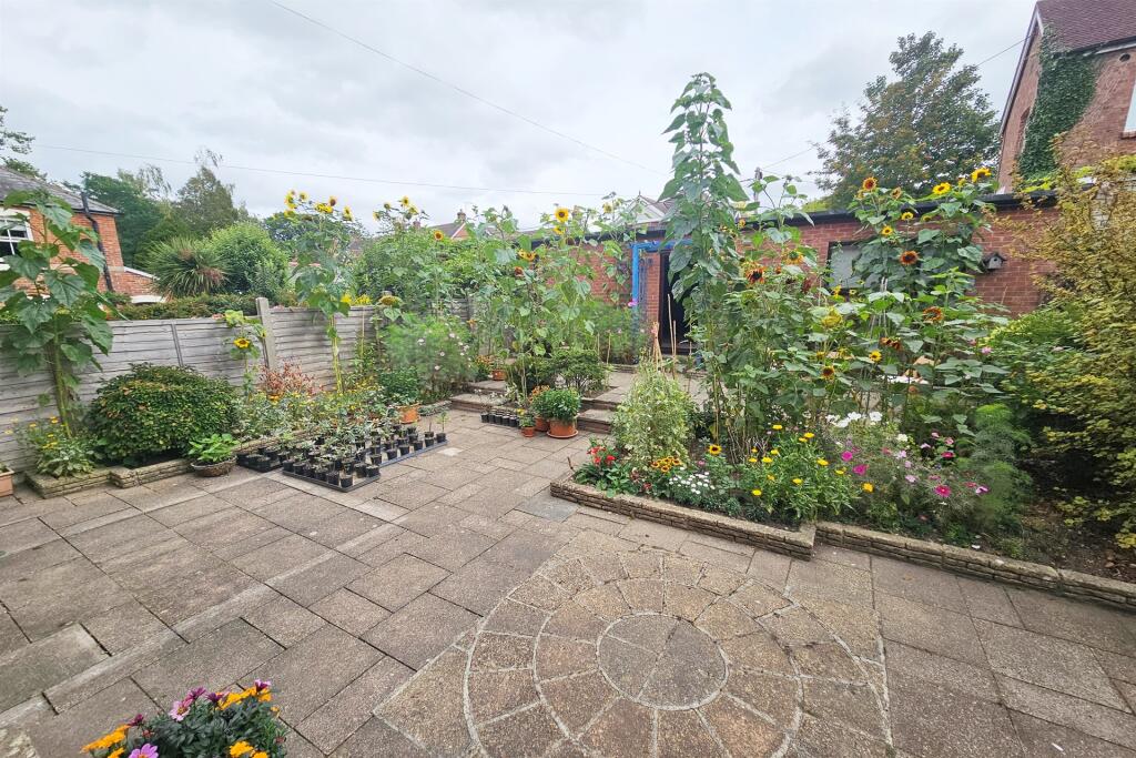 Additional image 7 of Broadstone