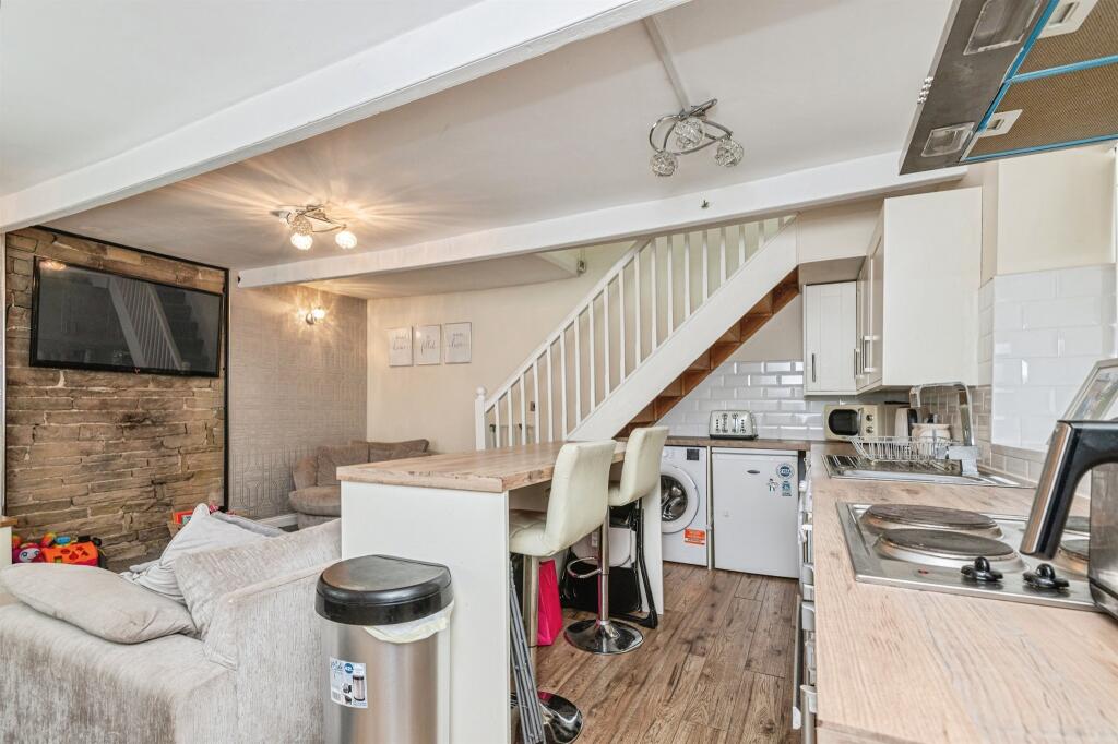 Additional image 4 of Fair Road, Bradford