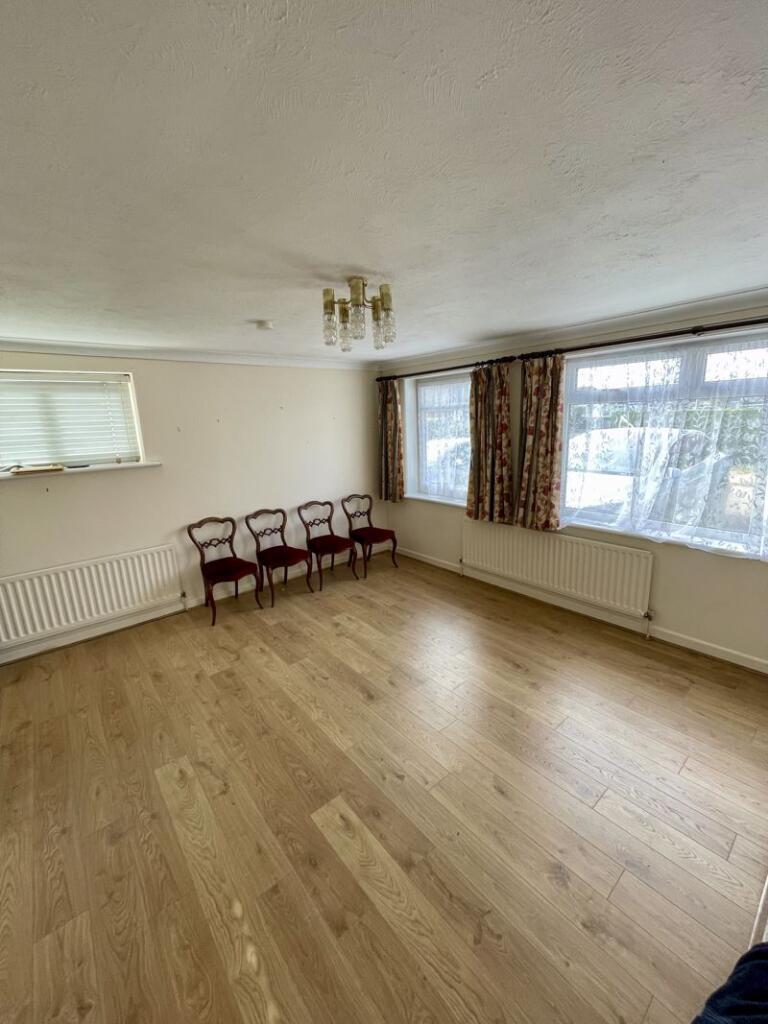 Additional image 13 of Three Bedroom Property - £1450.00 pcm