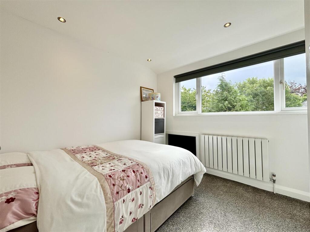 Additional image 13 of Raeburn Drive, Bradford 6