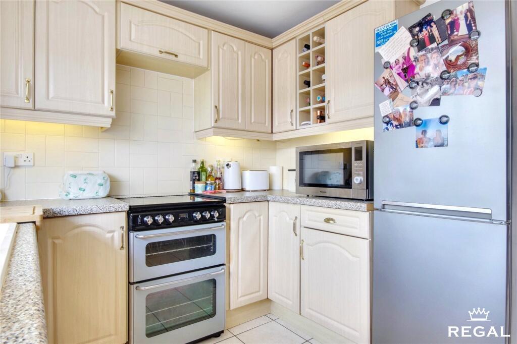 Additional image 10 of Sandyhurst Close, Poole, BH17