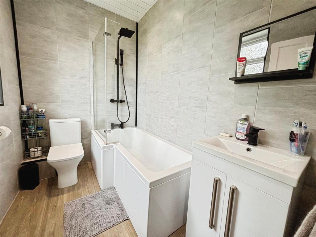 Additional image 10 of Old Road, Bradford, BD7 4PE