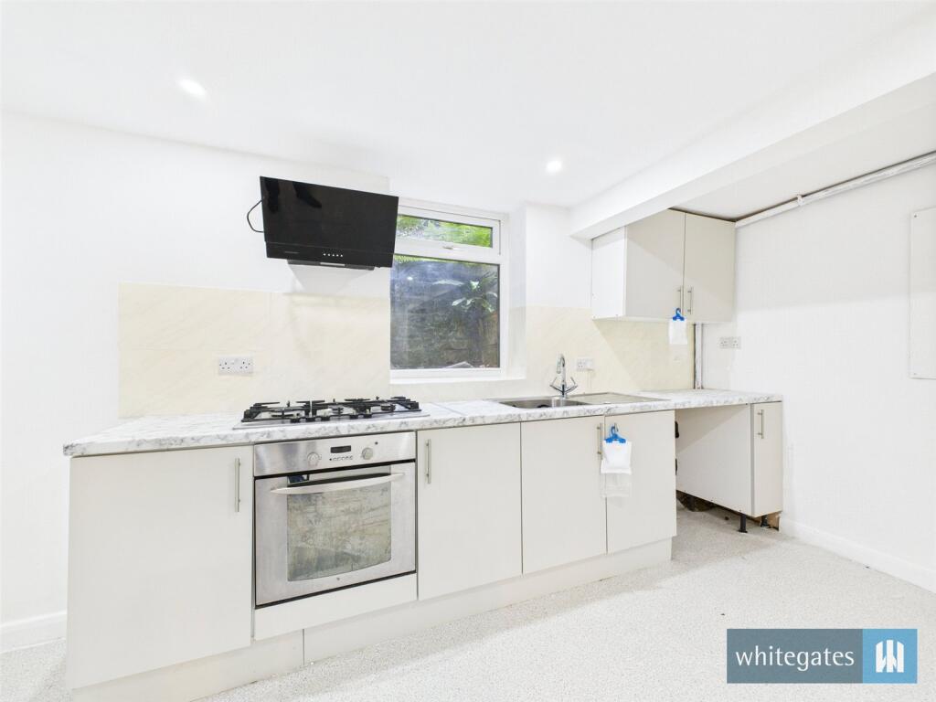 Additional image 7 of Hollybank Road, Bradford, West Yorkshire, BD7