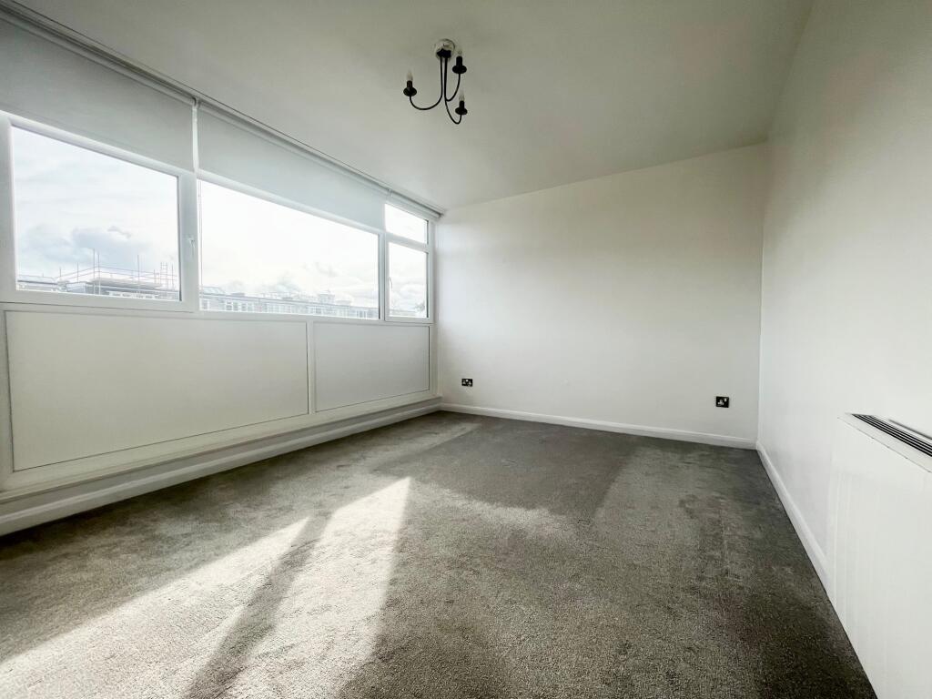 Additional image 4 of Admirals Walk, Westcliff