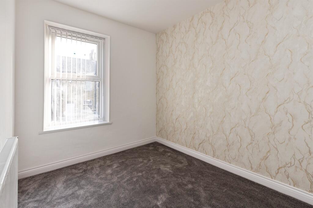 Additional image 5 of Smiddles Lane, Bradford