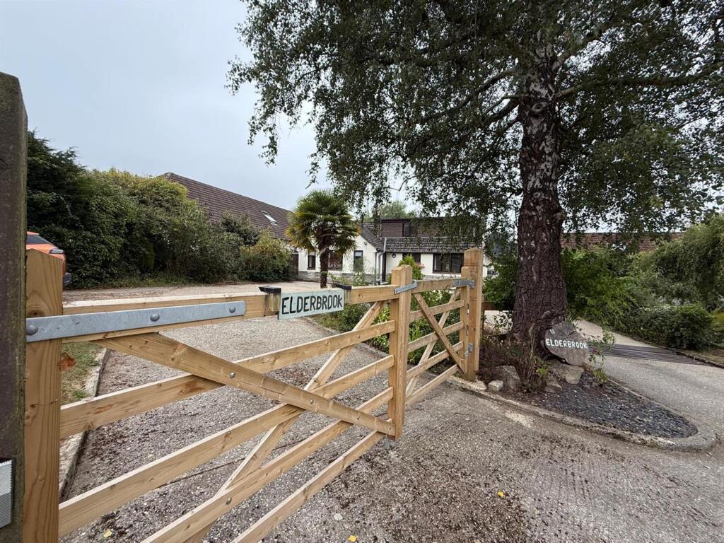 Additional image 30 of Dolmans Hill, Lytchett Matravers, Poole