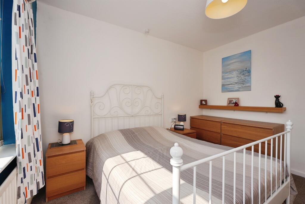 Additional image 6 of Fairway, Bradford