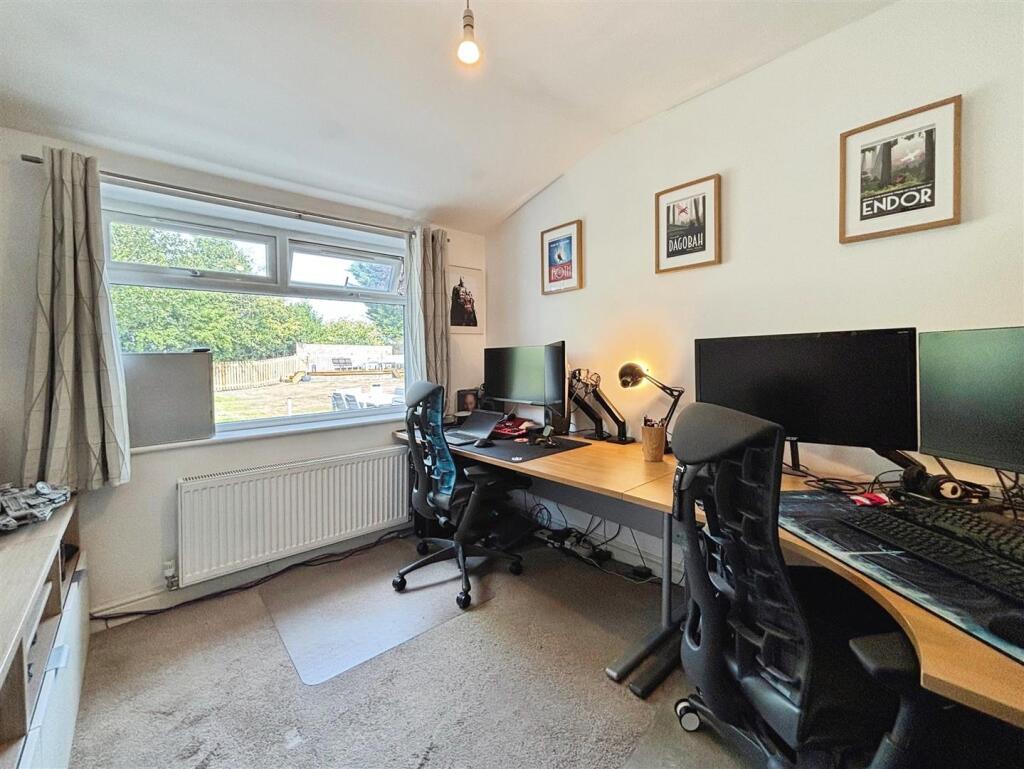 Additional image 11 of Southmere Oval, Bradford, BD7 4HS