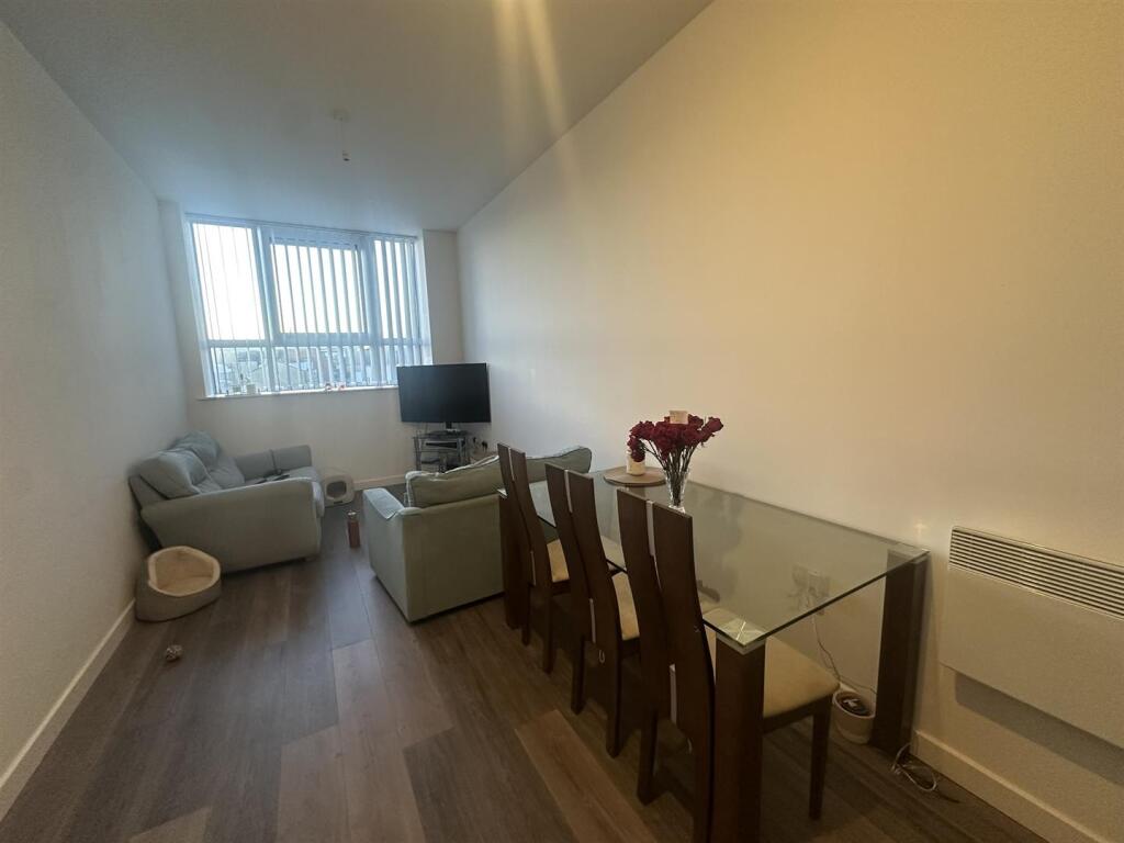 Additional image 3 of Card House, Bingley Road, Bradford