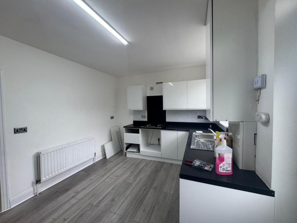 Additional image 10 of Carr Bottom Avenue, BRADFORD