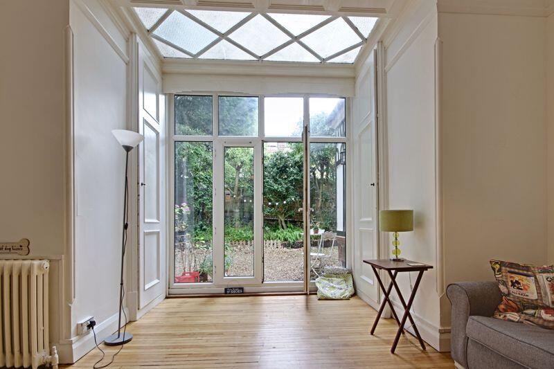 Additional image 8 of Character Garden Flat, Town Centre.