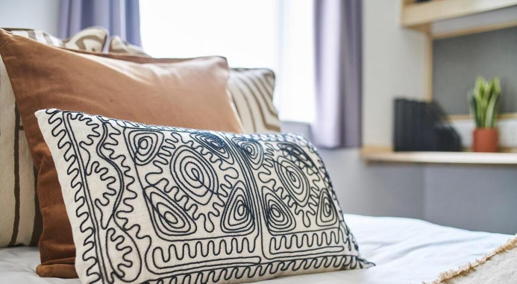 Additional image 3 of Bradford |student | September | BD7