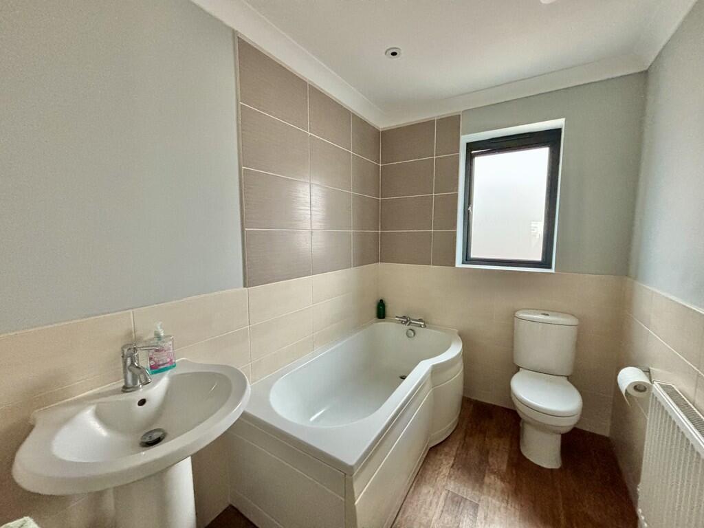 Additional image 18 of Upton Way, Broadstone